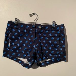 Patterned shorts